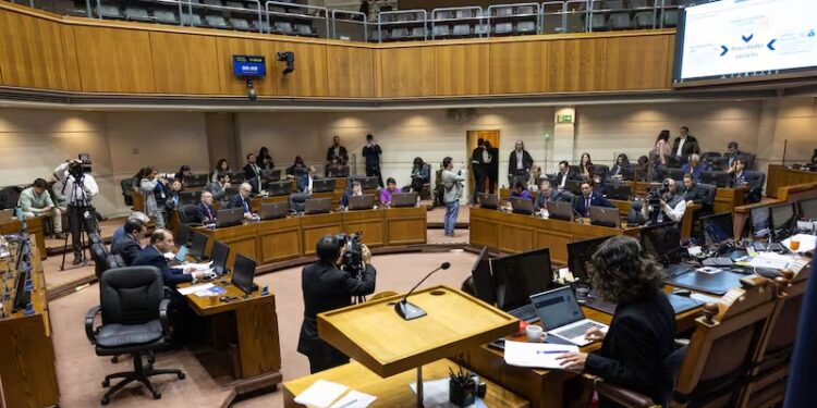 Controversia por la eliminación de la glosa republicana en el Presupuesto 2026.