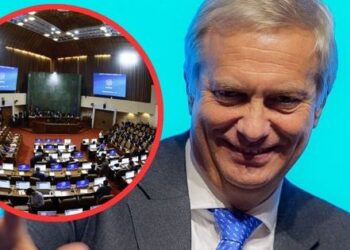 Estudio anticipa triunfo de Kast y una mayoría parlamentaria para la derecha.