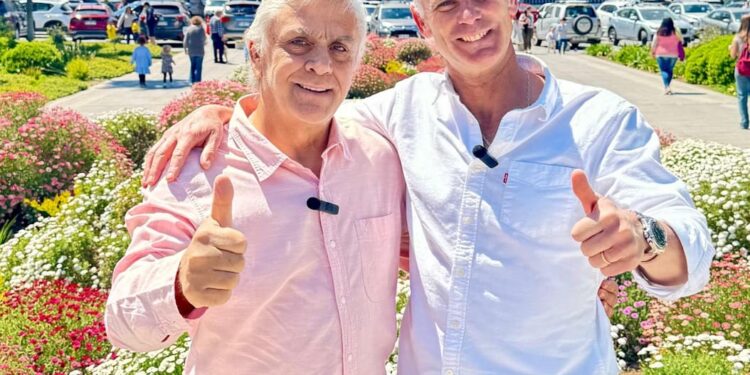 Pablo Longueira respalda la candidatura de Carlos Ward en el sector oriente de la RM.