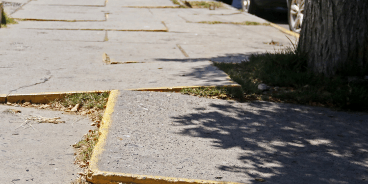 Comuna de Hualañé destina $80 millones para la reparación de veredas.