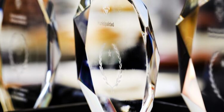 Independencia lanza concurso para las «50 Personas Mayores Destacadas»