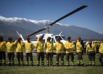 Gobierno presenta Plan para prevenir y controlar incendios forestales.