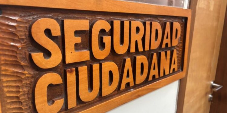 La Contraloría desecha la denuncia por la Ley Karin contra el jefe de Seguridad municipal, aunque califica su comportamiento de “incívico”.