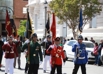 Tradición y dedicación: Talca celebró a sus bomberos en su 155° aniversario.