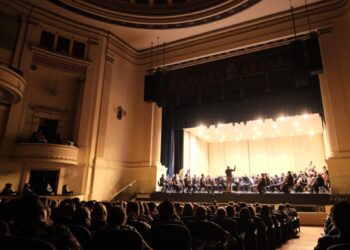 Luz Casal, Illapu, Quilapayún y una variedad de espectáculos se presentarán en el Teatro Municipal de Viña en octubre.