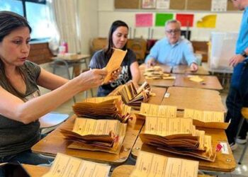 ¿Quiénes no pueden ser vocales de mesa y cómo pedir una excusa?