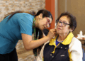 Rotary Club San Bernardo y la U. Mayor llevan a cabo operativo de fonoaudiología para abuelitos.