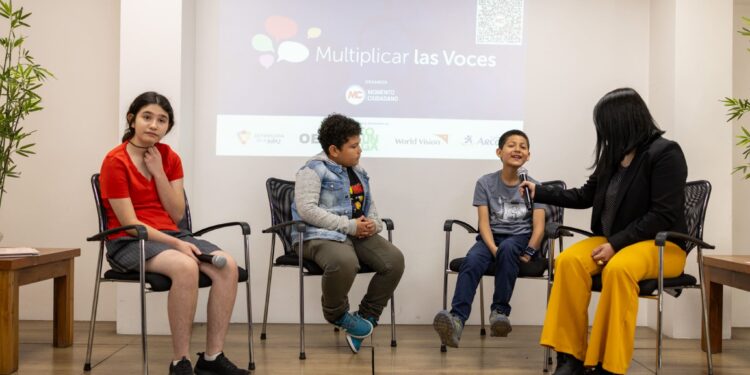 Más de 1.300 cabros chicos entregan sus ideas a los candidatos.