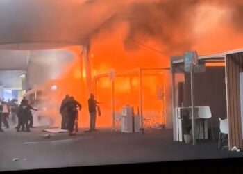 Incendio forza el desalojo del pabellón donde se llevan a cabo las negociaciones diplomáticas en la COP30.