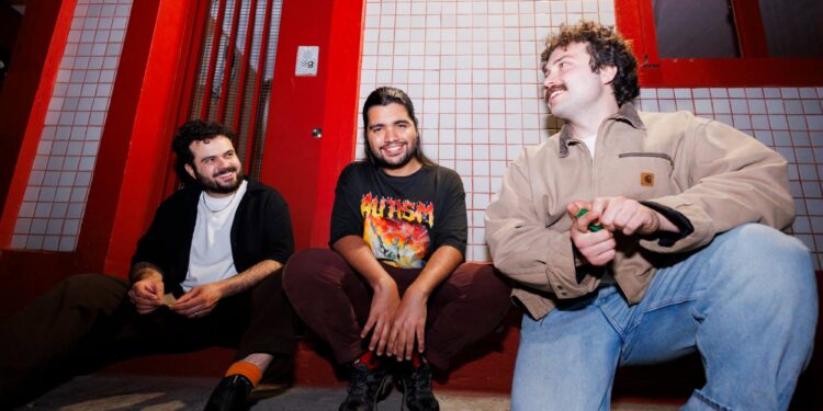 El Camilo Aliaga Trío presentará su disco «Reencuentro» en Santiago el 7 de enero en la Sala SCD Bellavista.