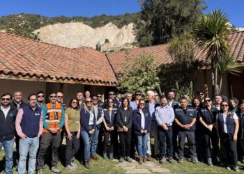 Autoridades y expertos recorrieron la cuenca del Maipo para fortalecer la seguridad del agua en la Región Metropolitana.