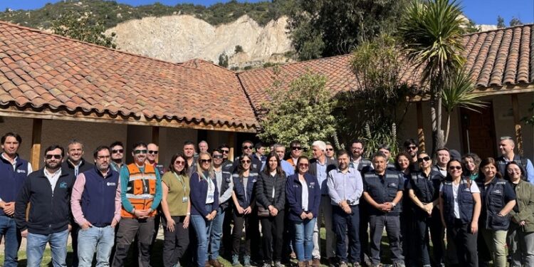 Autoridades y expertos recorrieron la cuenca del Maipo para fortalecer la seguridad del agua en la Región Metropolitana.