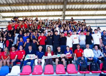 Más de 150 jóvenes refuerzan su desarrollo deportivo y personal en el Maule.