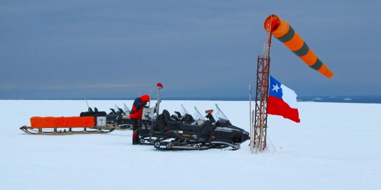 Día de la Antártica Chilena: 77 años de presencia constante del Ejército en el continente blanco.