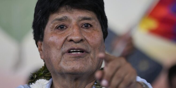 Evo Morales solicita la anulación de su proceso tras la anulación de la sentencia contra Jeanine Áñez.