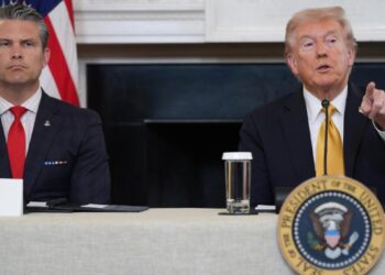 EE. UU. lanza la operación «Lanza del Sur» para combatir a los «narcoterroristas de nuestro hemisferio» en medio de la creciente tensión con Venezuela.