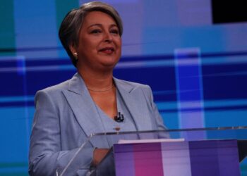 Jara instó al Gobierno sobre la megatoma en San Antonio: «Que lleve a cabo las gestiones que debería haber realizado hasta ahora».