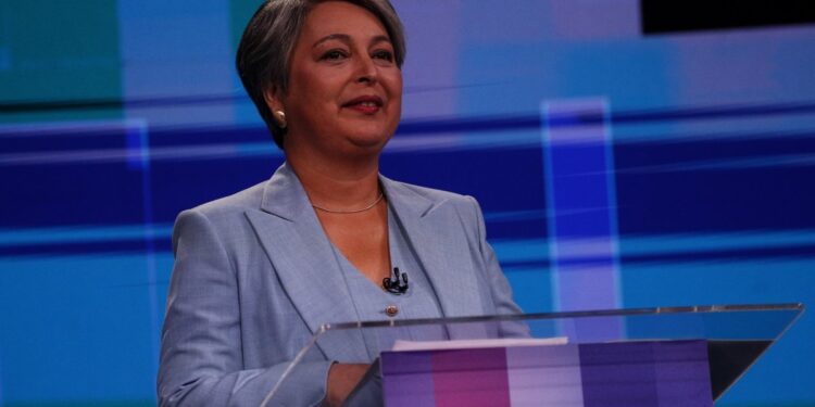 Jara instó al Gobierno sobre la megatoma en San Antonio: «Que lleve a cabo las gestiones que debería haber realizado hasta ahora».