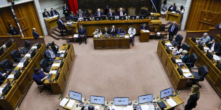 Con la aprobación de 13 partidas, prosiguió la segunda jornada de análisis del proyecto de ley de Presupuestos.