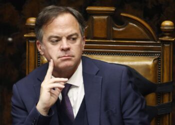 Vicepresidente de los Demócratas asegura que el partido será opositor si Jara, Kaiser o Kast acceden a La Moneda.