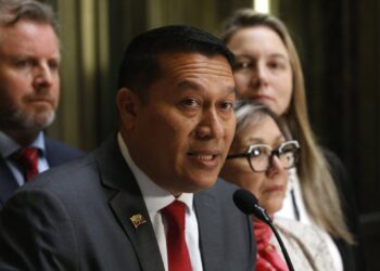 Comando en Venezuela denuncia un intento de atentado contra el líder de su organización en Chile.