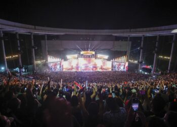 Pet Shop Boys, Mon Laferte y el debut del K-pop: Descubre los artistas que actuarán en Viña 2026.