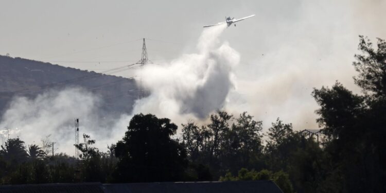 Fortalecen la colaboración en la prevención y lucha contra incendios forestales en Viña del Mar.
