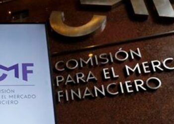 CMF alerta sobre posibles estafas de entidades que ofrecen créditos en páginas web.