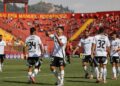 Colo Colo continuó su racha victoriosa y puso en aprietos a Unión Española con el descenso.
