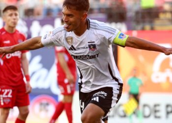 Colo Colo se recupera y avanza hacia competiciones internacionales tras vencer a Ñublense.