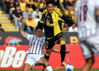 Coquimbo derrota a su eterno rival y empata el récord de Ballet Azul.