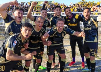 Coquimbo celebró la conquista del título con una victoria ante Palestino.