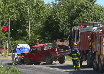 Trágico accidente en la Ruta CH-115 causa la muerte de dos argentinos y deja a otras dos personas heridas.