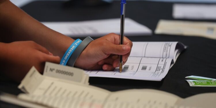 Elecciones 2025: Los vocales que no se presenten se enfrentan a una multa de hasta $554.120.