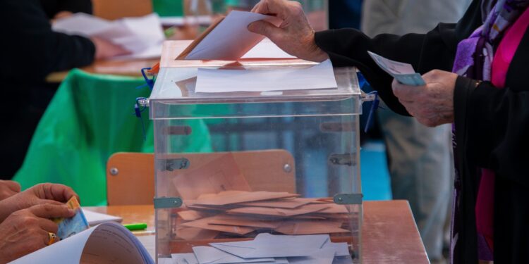 Casi un millón de extranjeros preparados para votar en Chile: ¿Cuáles son los requisitos necesarios?