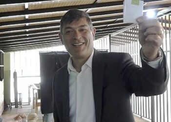 ¿Quiénes son los que votan por Franco Parisi? Estudio revela sus características.