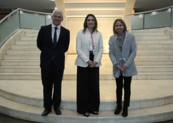 Actividades en grupo: fundamentales para ayudar a los adultos mayores a adaptarse a una residencia.