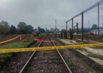 Una persona fallece y otra queda en estado grave tras ser atropelladas por un tren en el Maule.