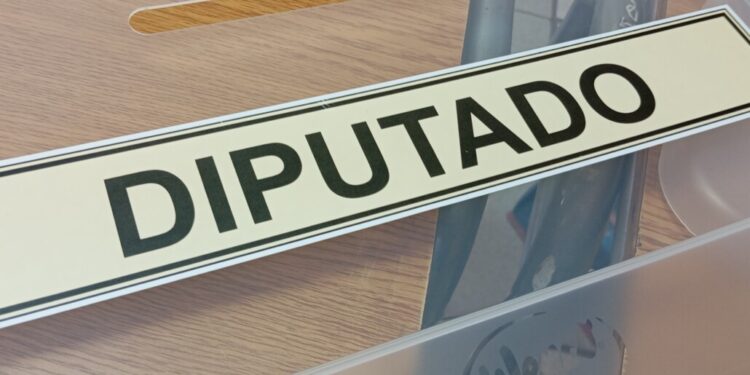 Así avanza el conteo de votos en el distrito 21 para la selección de los cinco diputados de Biobío y Arauco.