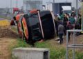 Accidente de bus con trabajadores causa múltiples heridos en la Ruta 5 Sur.