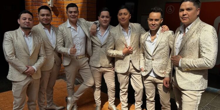 “Nos han ignorado”: Zúmbale Primo denuncia ruptura con colegas y eventos después de su espectáculo de campaña política.