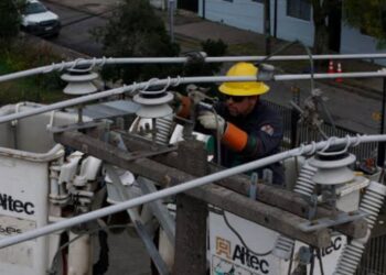 Este lunes, tres importantes sectores de Los Ángeles experimentarán cortes de luz programados.