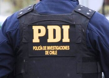 Allanamientos por atentados en Quilaco y Alto Biobío resultan en detenidos y armas confiscadas, con apoyo del Ejército y la Armada en el operativo.