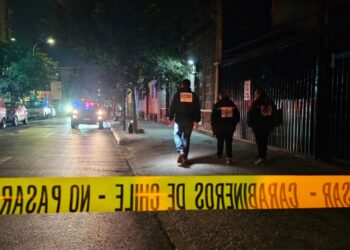 Estudiante universitario fue ultimatado a pocos metros de su hogar tras recibir disparos en Santiago.