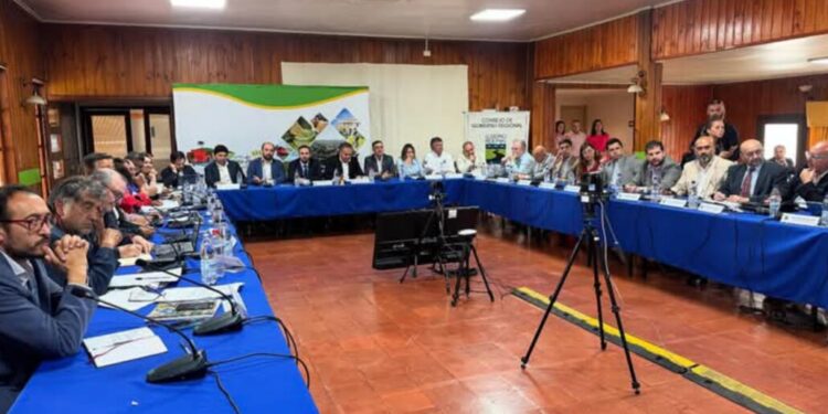 Dos proyectos clave para Los Ángeles quedan en espera: GORE pospuso su evaluación por 30 días.