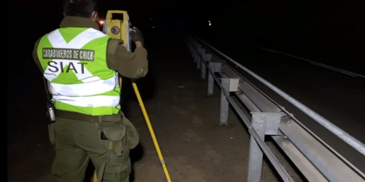Motorista fallece tras un choque frontal de alta energía con un furgón en Paillaco.