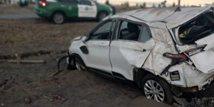 Conductor ebrio volcó y fue detenido en Quilleco.