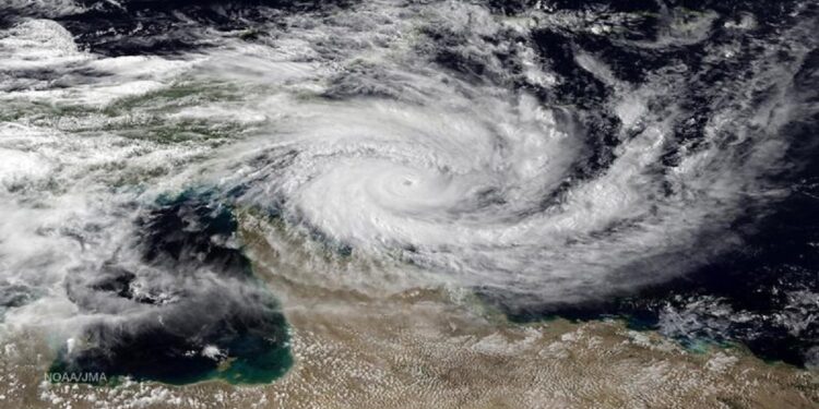 Tras el «Kalmaegi», el devastador supertifón «Fung Wong» alcanza Filipinas.