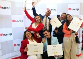 Más de 1.400 técnicos y profesionales se gradúan de INACAP en Rancagua.