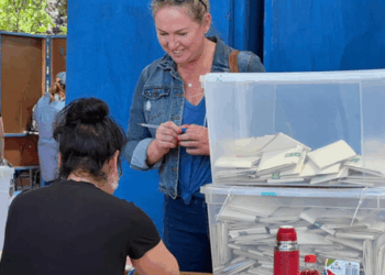 Alcaldesa Valenzuela resalta la gran participación y refuerza las medidas por el calor en la comuna.